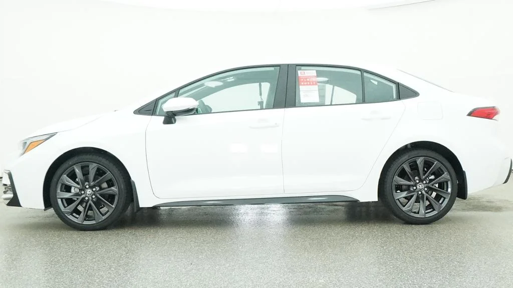 New 2026 Ice Cap Toyota SE image 2