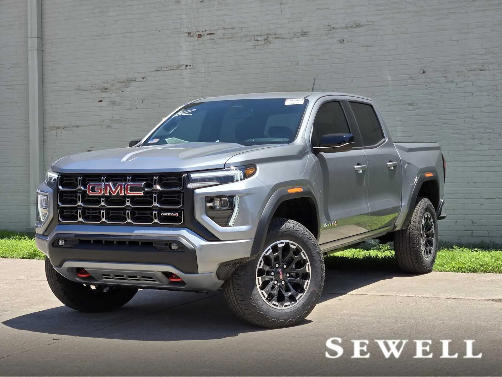 2026 GMC Canyon 4WD AT4 Crew Cab Short Box's photo