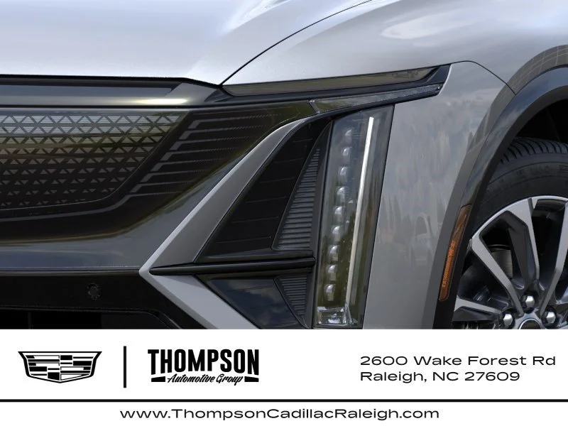 2027 Cadillac LYRIQ Sport - Photo 10