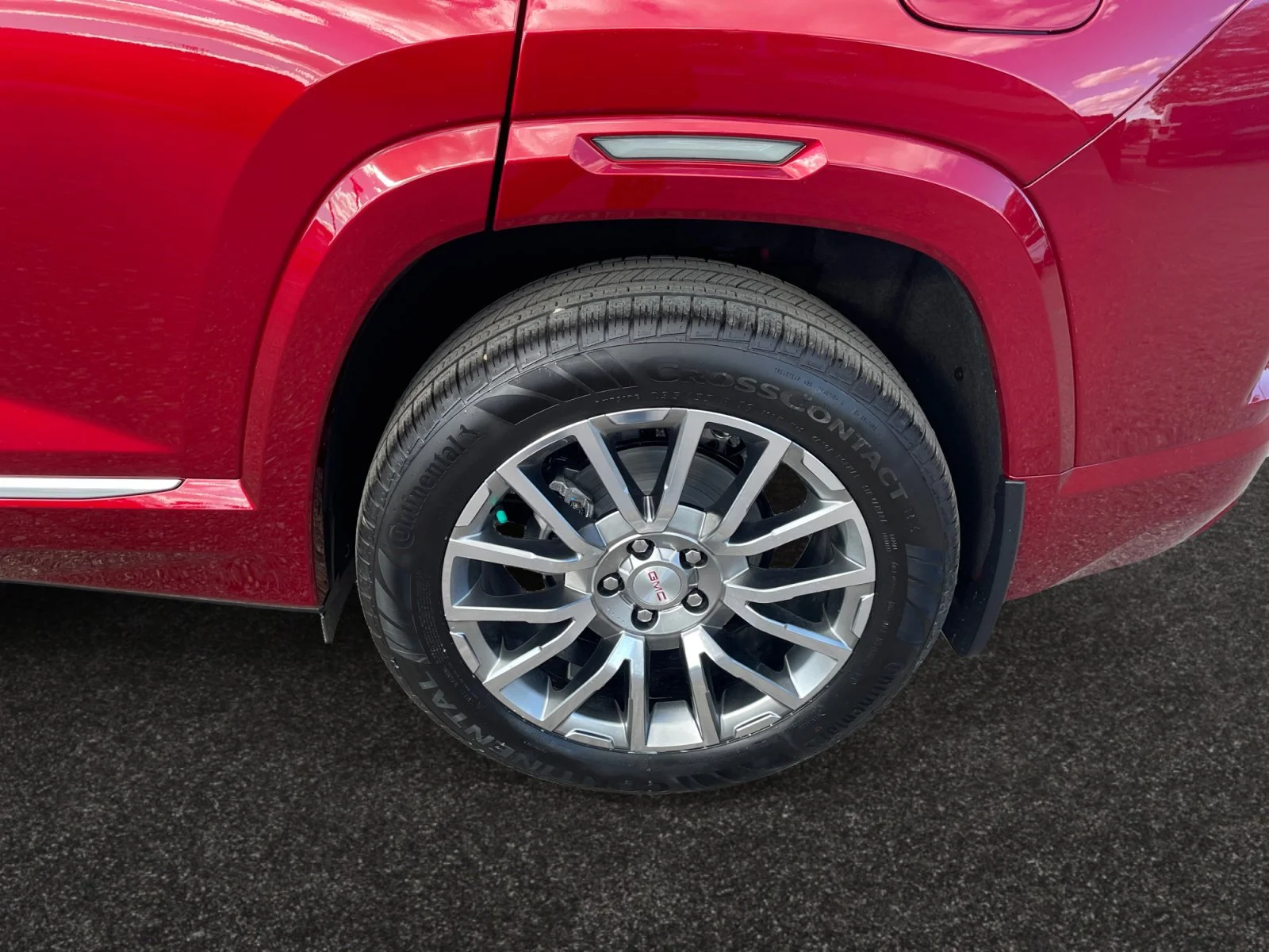 New 2027 Volcanic Red Tintcoat GMC AWD Denali image 9