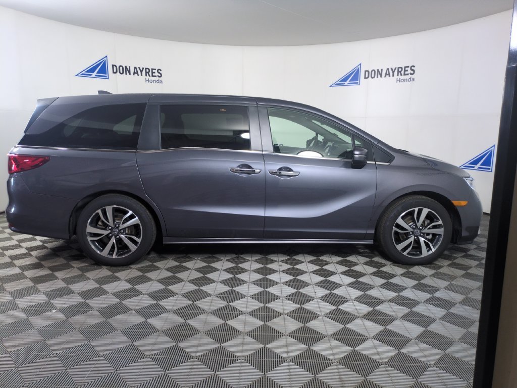 Certified Used 2024 Modern Steel Metallic Honda Touring image 11