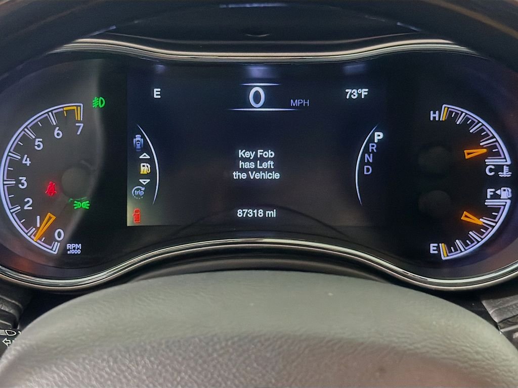 Used 2019 Ivory 3-Coat Jeep Overland image 12