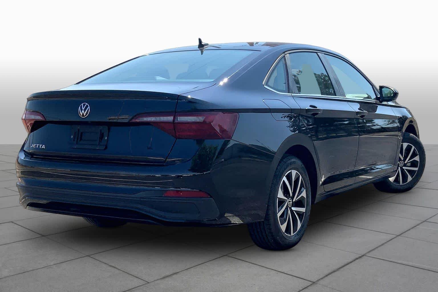 Used 2022 Deep Black Pearl Volkswagen S image 13