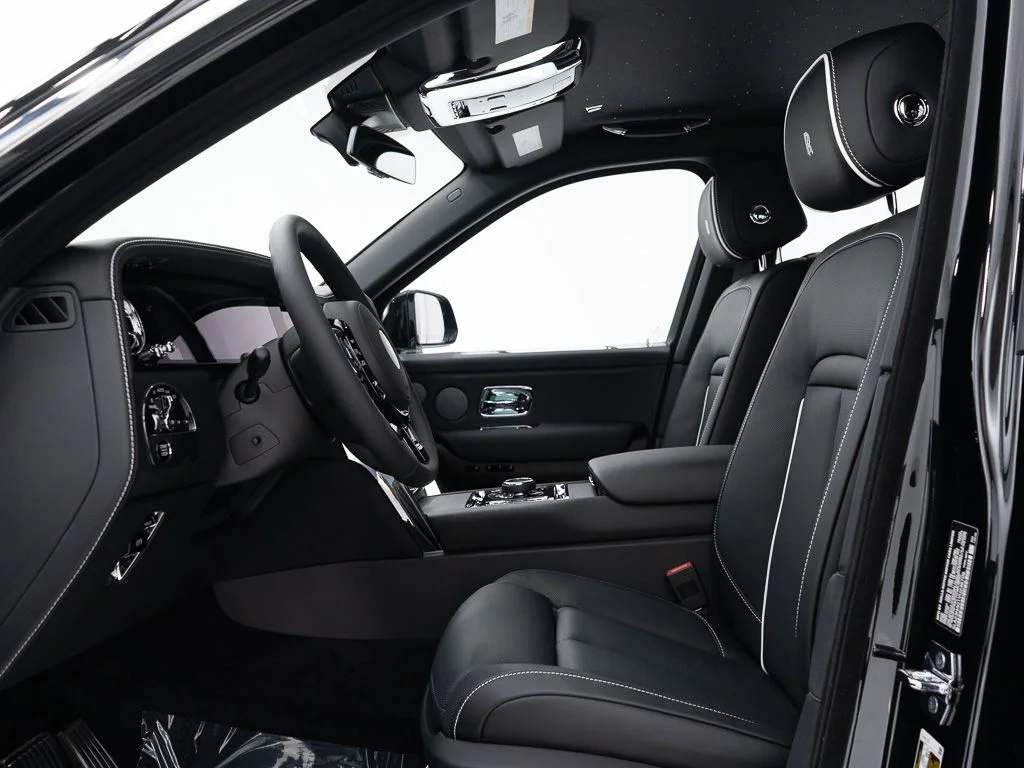 New 2027 Black Diamond Rolls-Royce  image 15