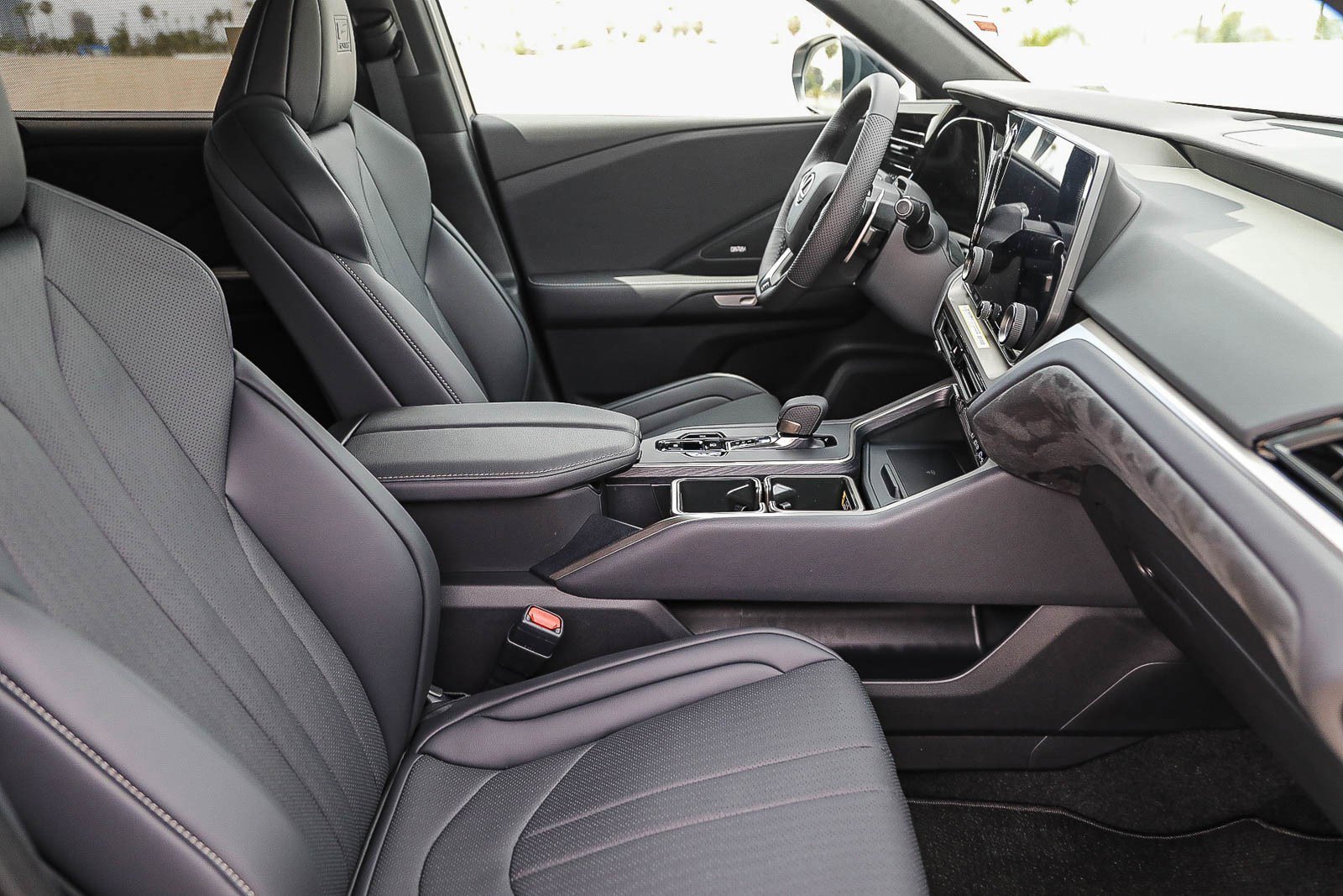 2026 Lexus TX 500h F-Sport Premium - Photo 15