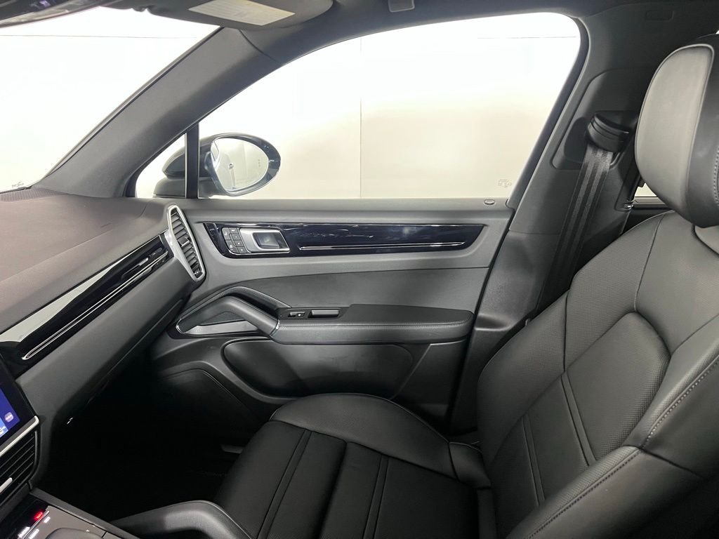 Certified Used 2023  Porsche S image 36