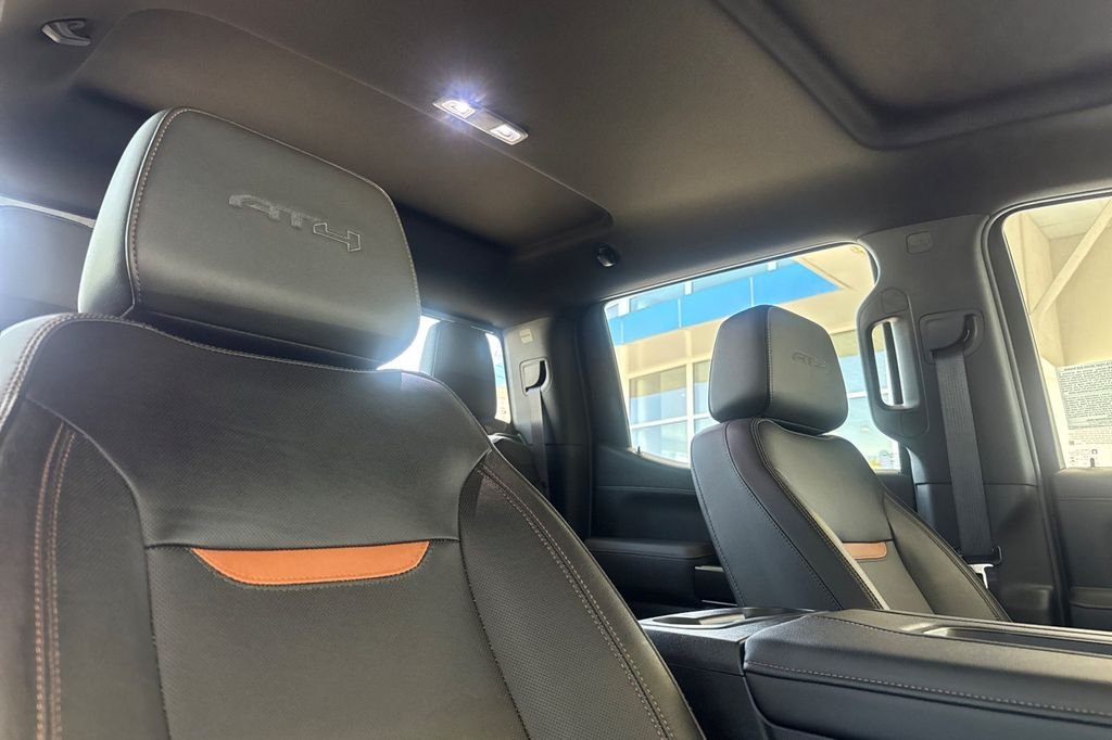 Used 2020 Summit White GMC AT4 image 18