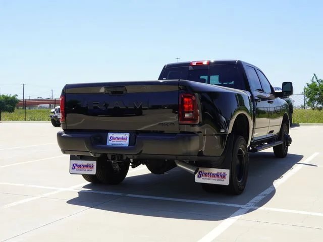 New 2027 Diamond Black Crystal Pearl-Coat Exterior Paint RAM Tradesman image 8