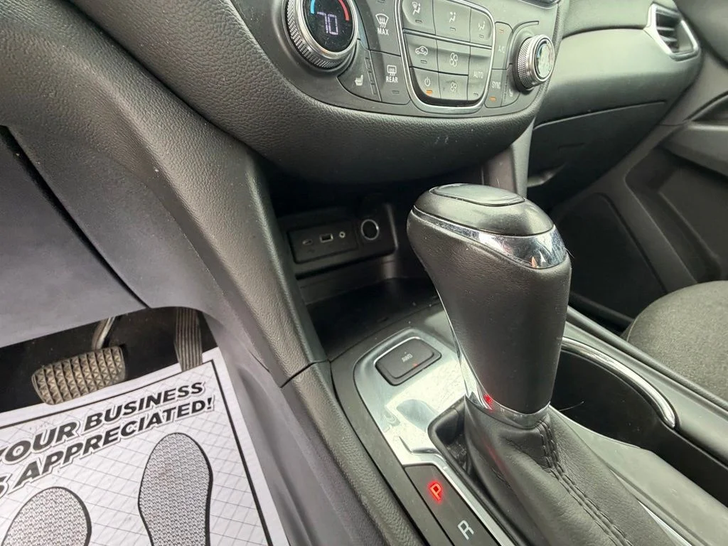 Used 2019 Blue Chevrolet LT image 25