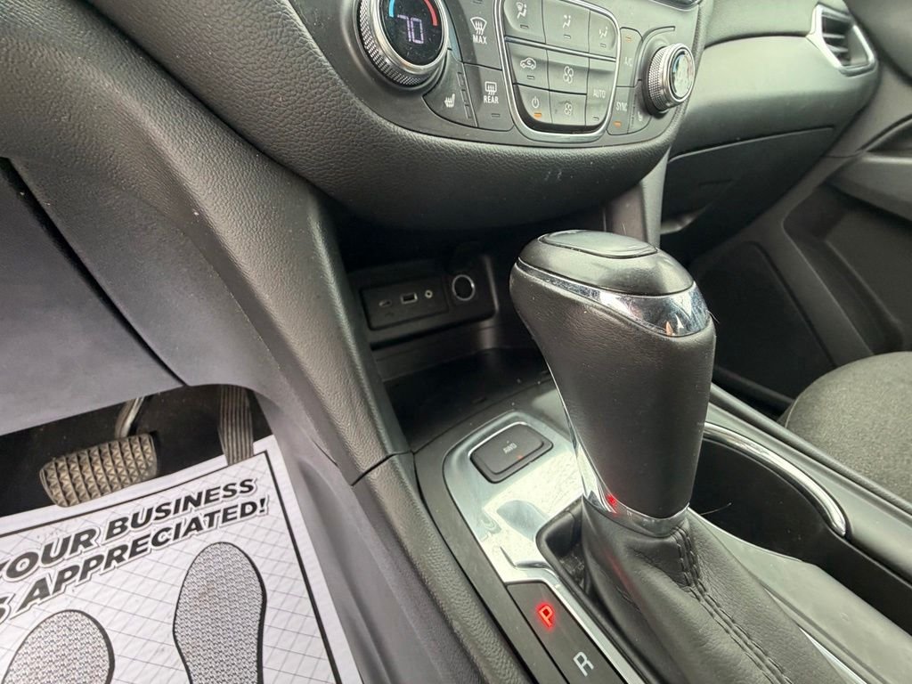 Used 2019 Pacific Blue Metallic Chevrolet LT image 25