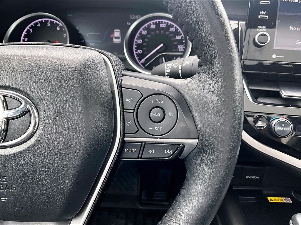 Used 2024 Beige Toyota XLE image 24