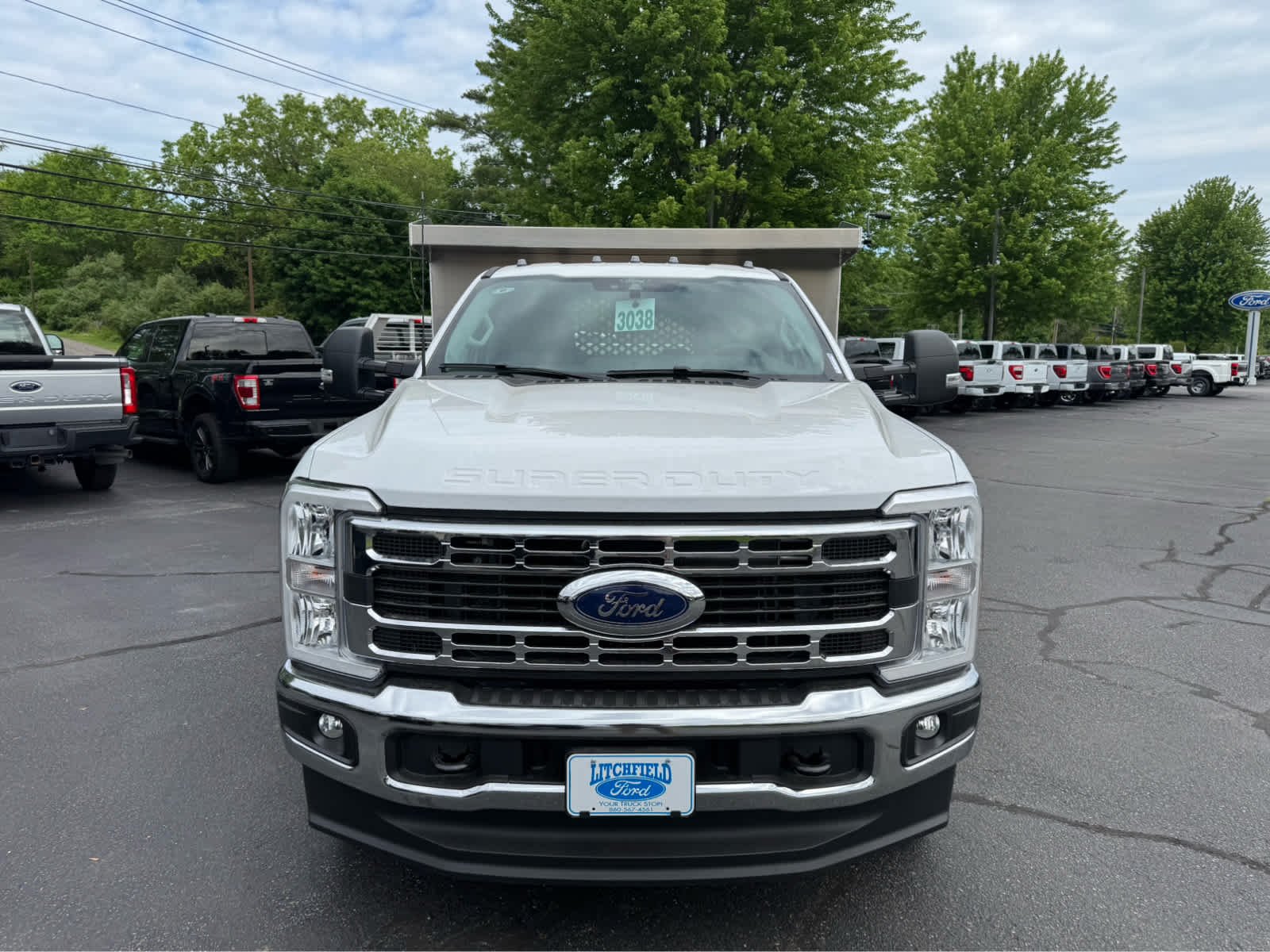 New 2026 Oxford White Ford XL image 10