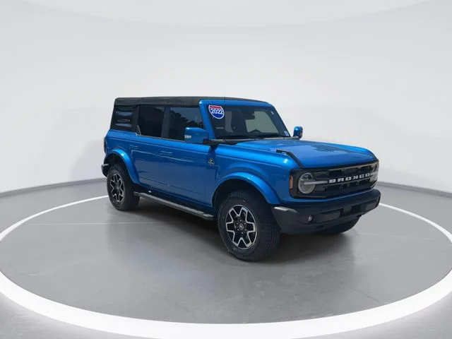 Used 2022 Blue Ford Outer Banks image 1
