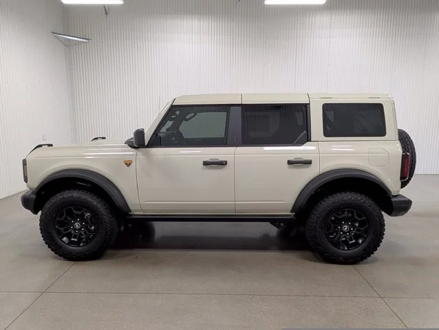 New 2026 Desert Sand Ford Badlands® image 30