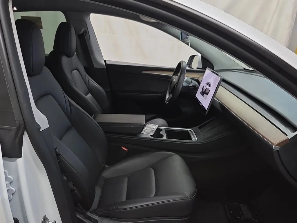 Used 2024 White Tesla Performance image 4