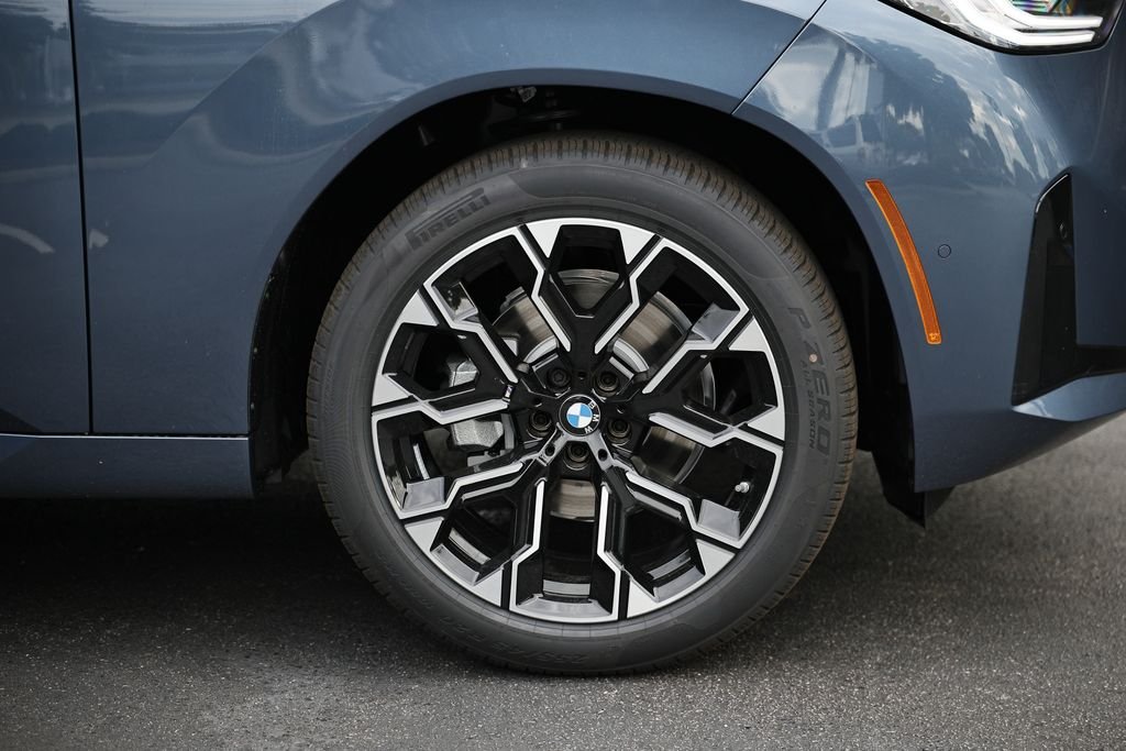 New 2026 Arctic Race Blue Metallic BMW 30 xDrive image 5