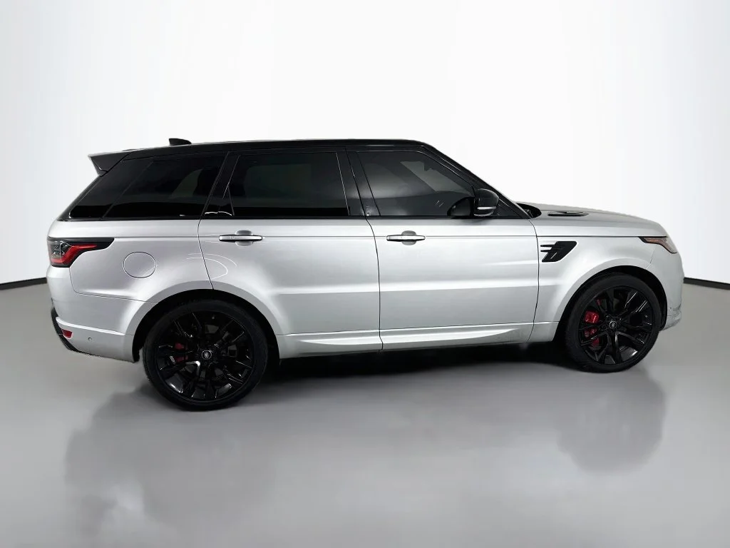 Used 2019 Indus Silver Metallic Land Rover HST image 8