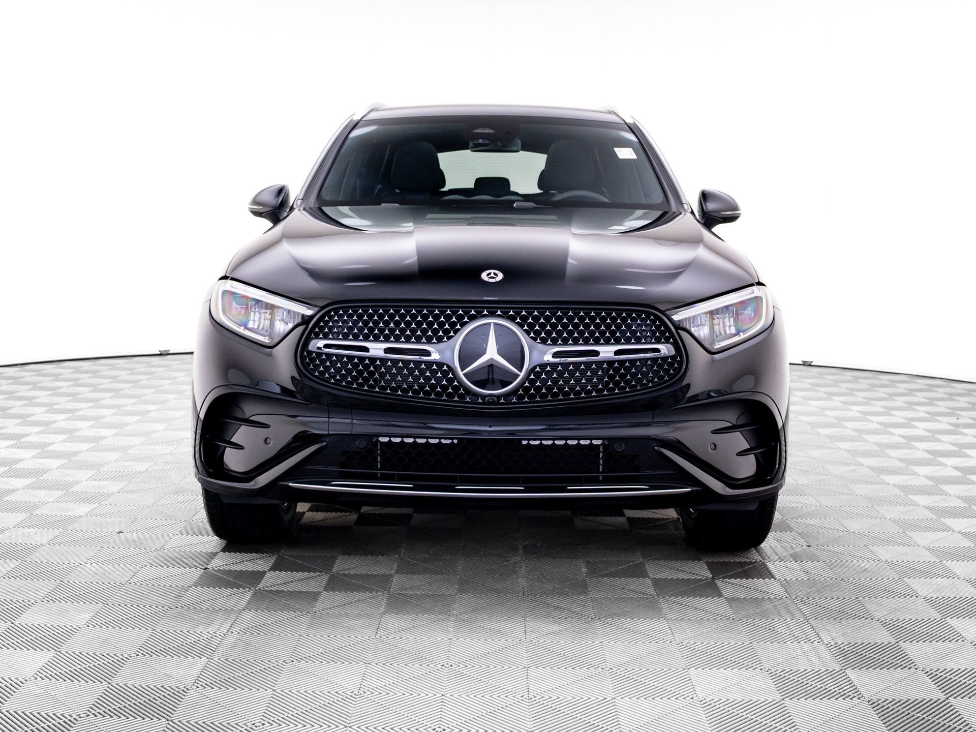 New 2026 Black Mercedes-Benz GLC 300 image 9