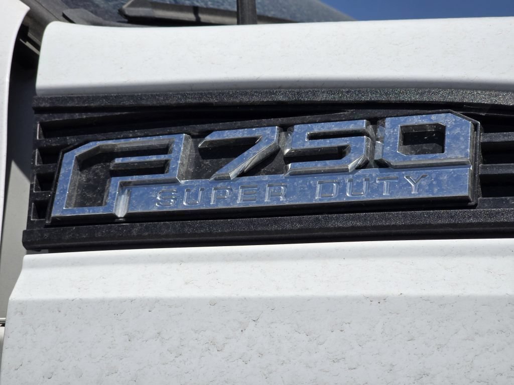 New 2025 Oxford White Ford Base image 23