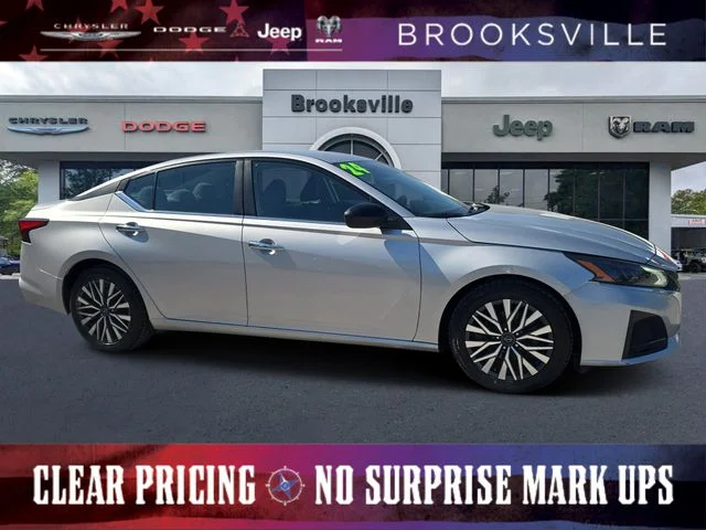 2024 Nissan Altima SV