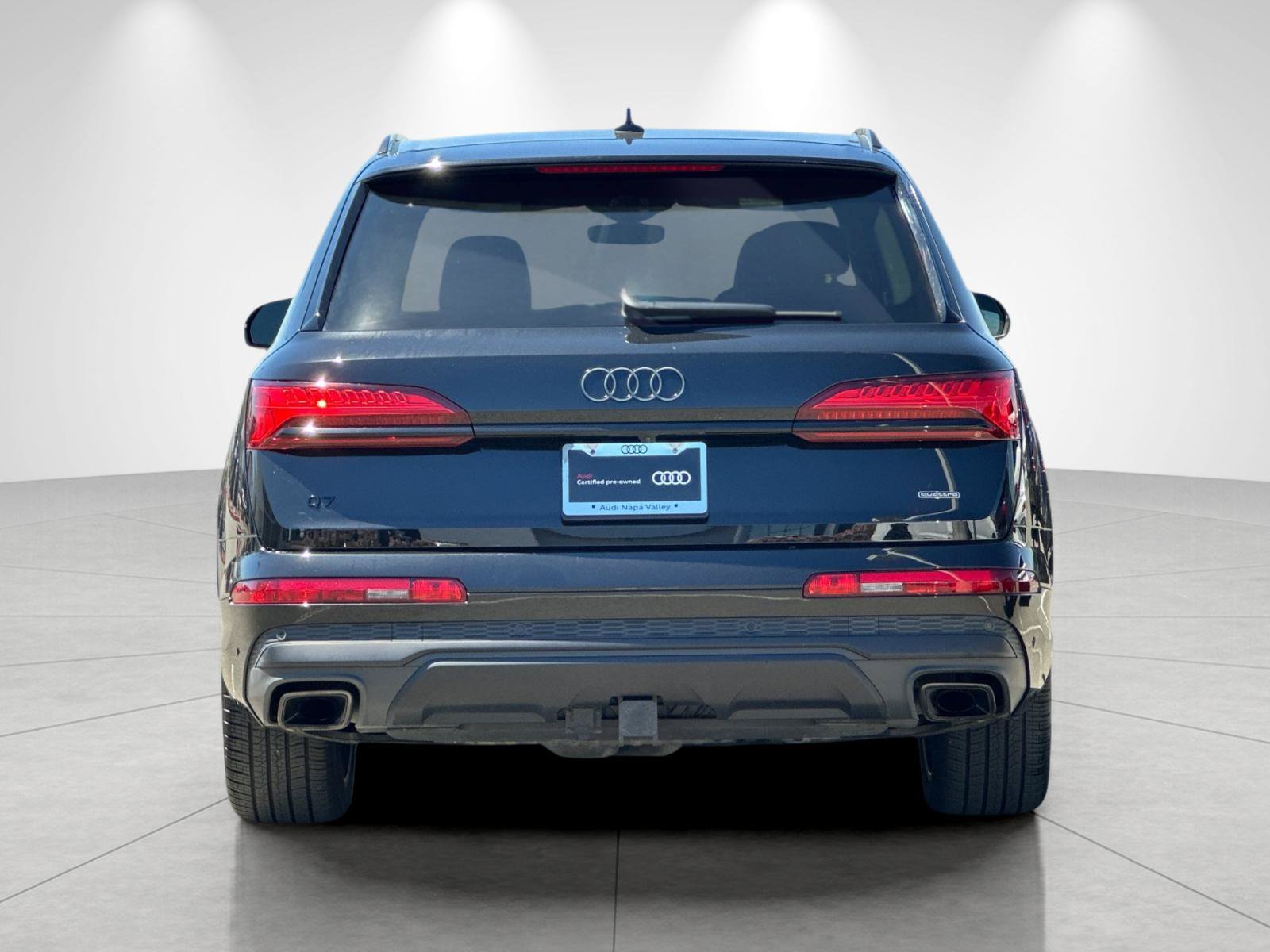 Used 2025 Mythos Black Metallic Audi Premium Plus image 4