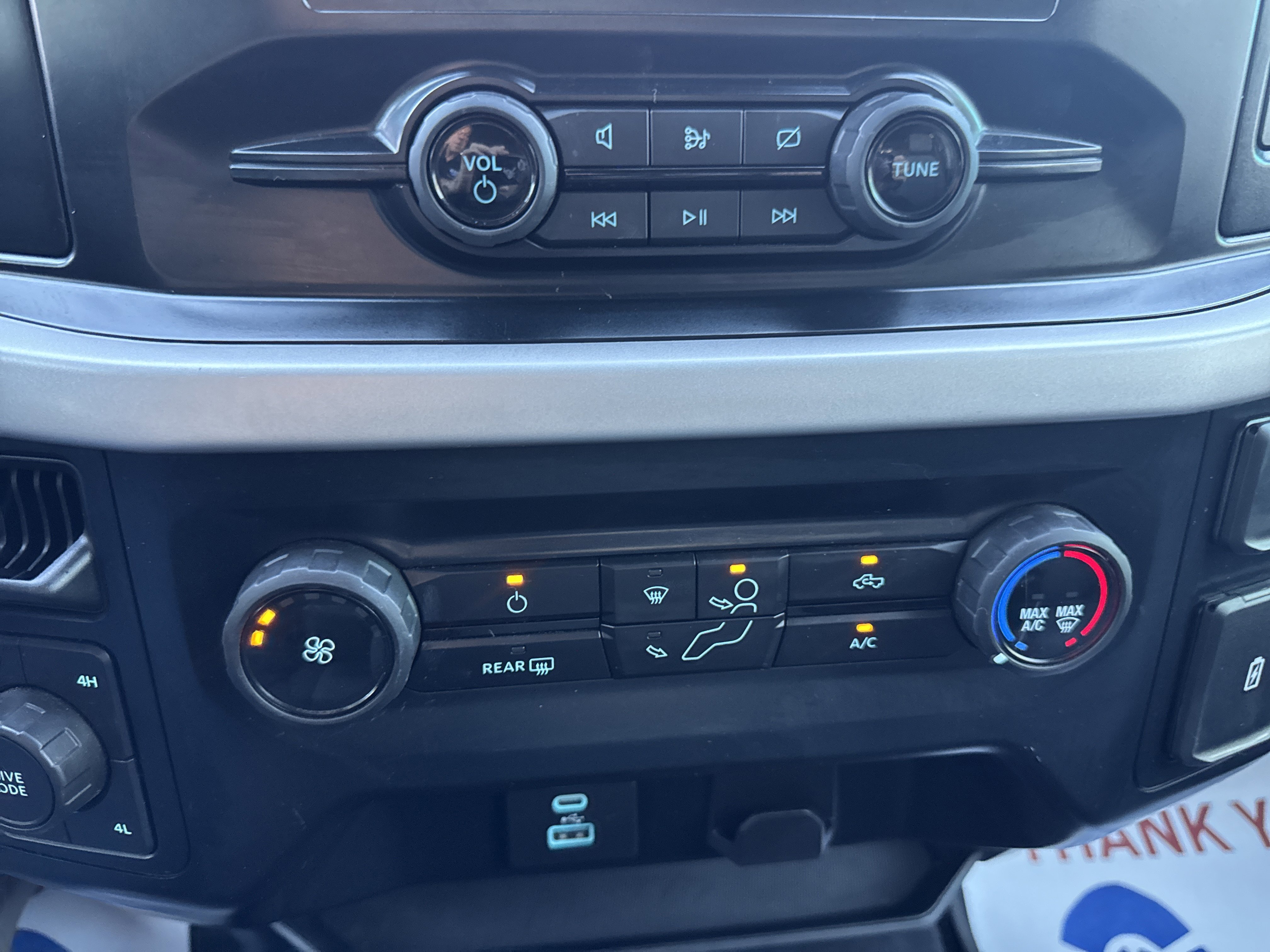 2023 Ford F-150 XLT - Photo 25