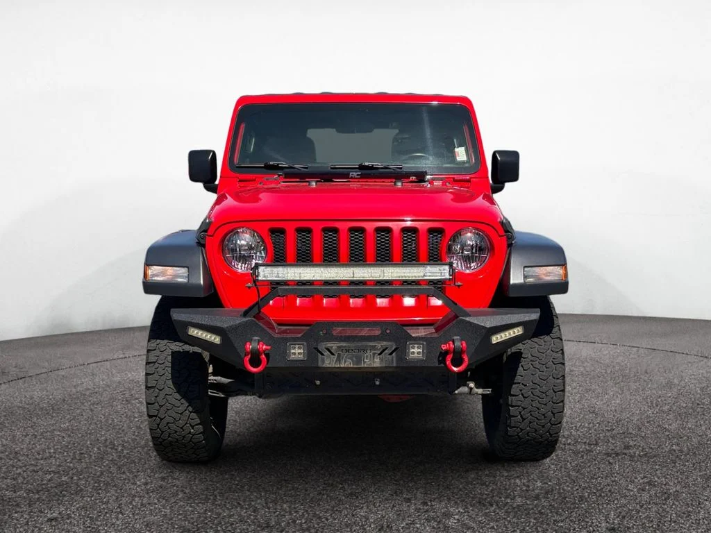 Used 2019 Red Jeep Sport S image 8