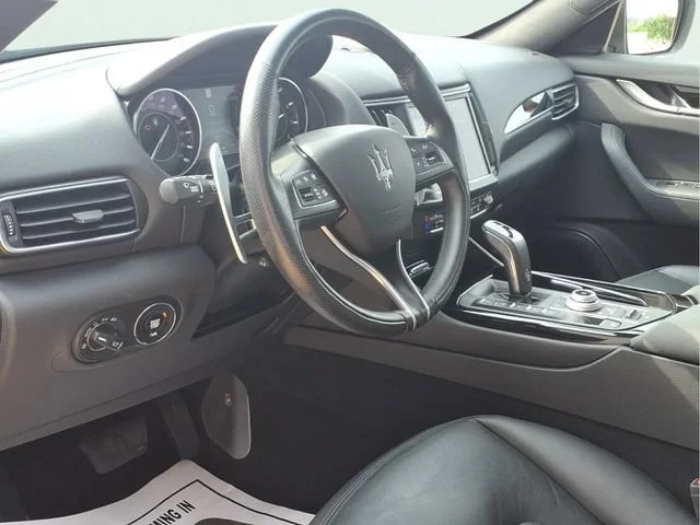 Used 2023 Black Maserati Modena image 8
