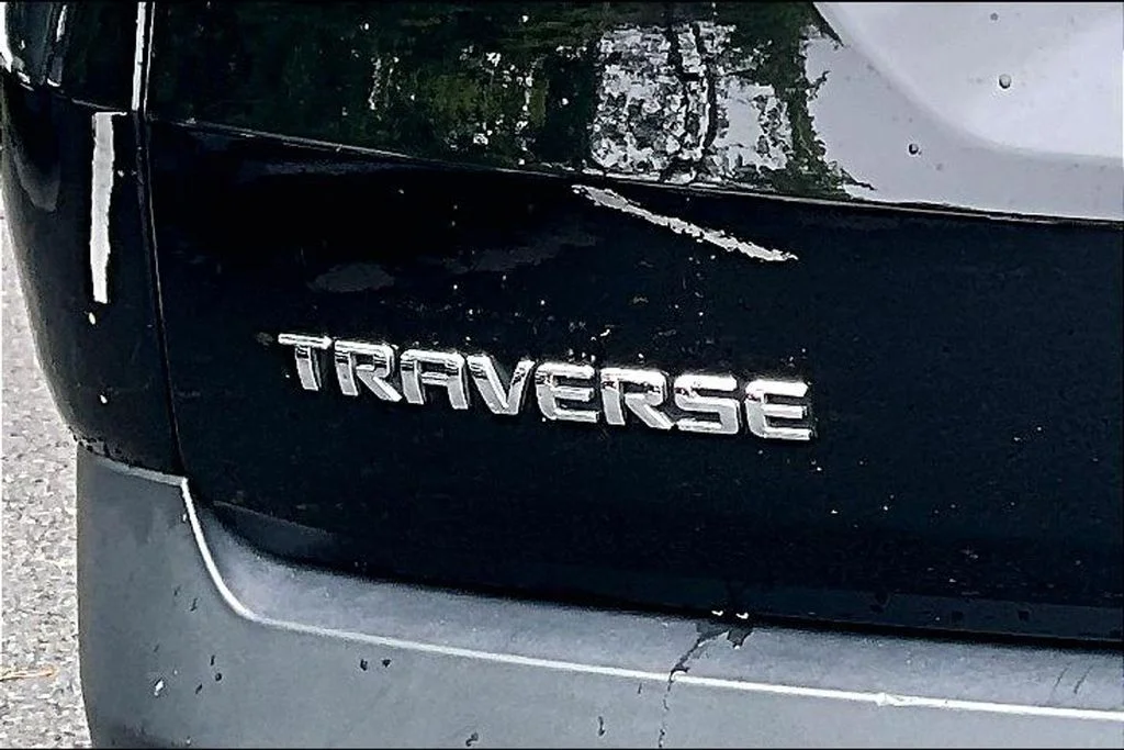 Used 2020 Black Chevrolet LS image 34