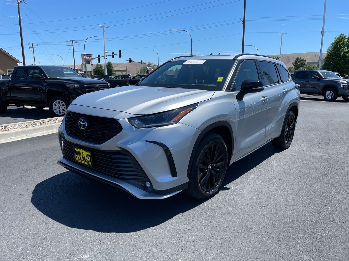2025 Toyota Highlander XSE - Photo 7