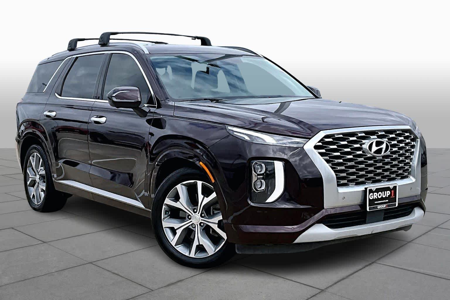 Used 2021 Sierra Burgundy Hyundai Limited image 4