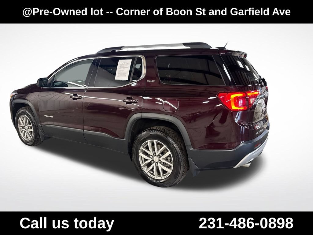 Used 2017 BLACK CHERRY METALLIC GMC SLE image 3