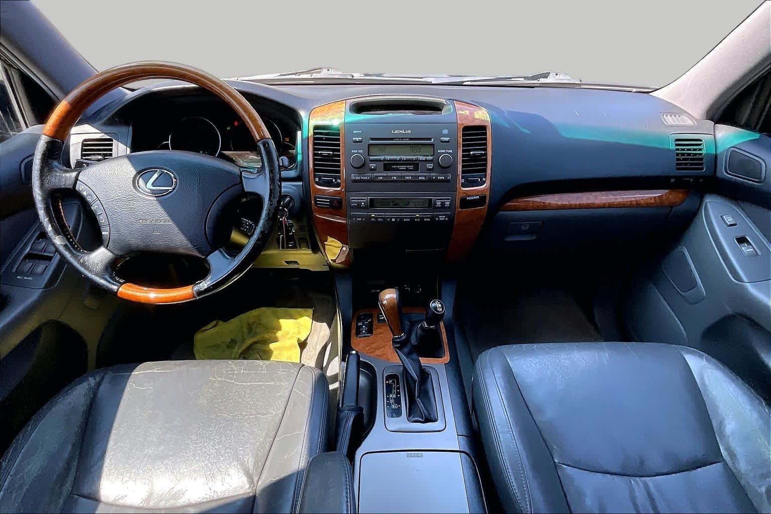 Used 2005 Black Onyx Lexus  image 14