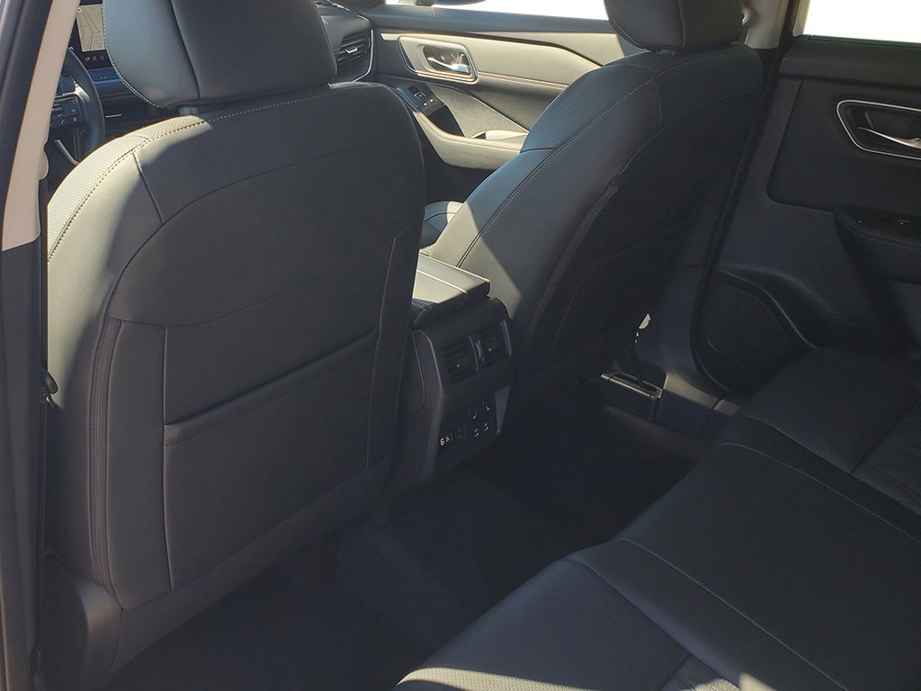 New 2026 Gun Metallic Nissan Platinum image 24