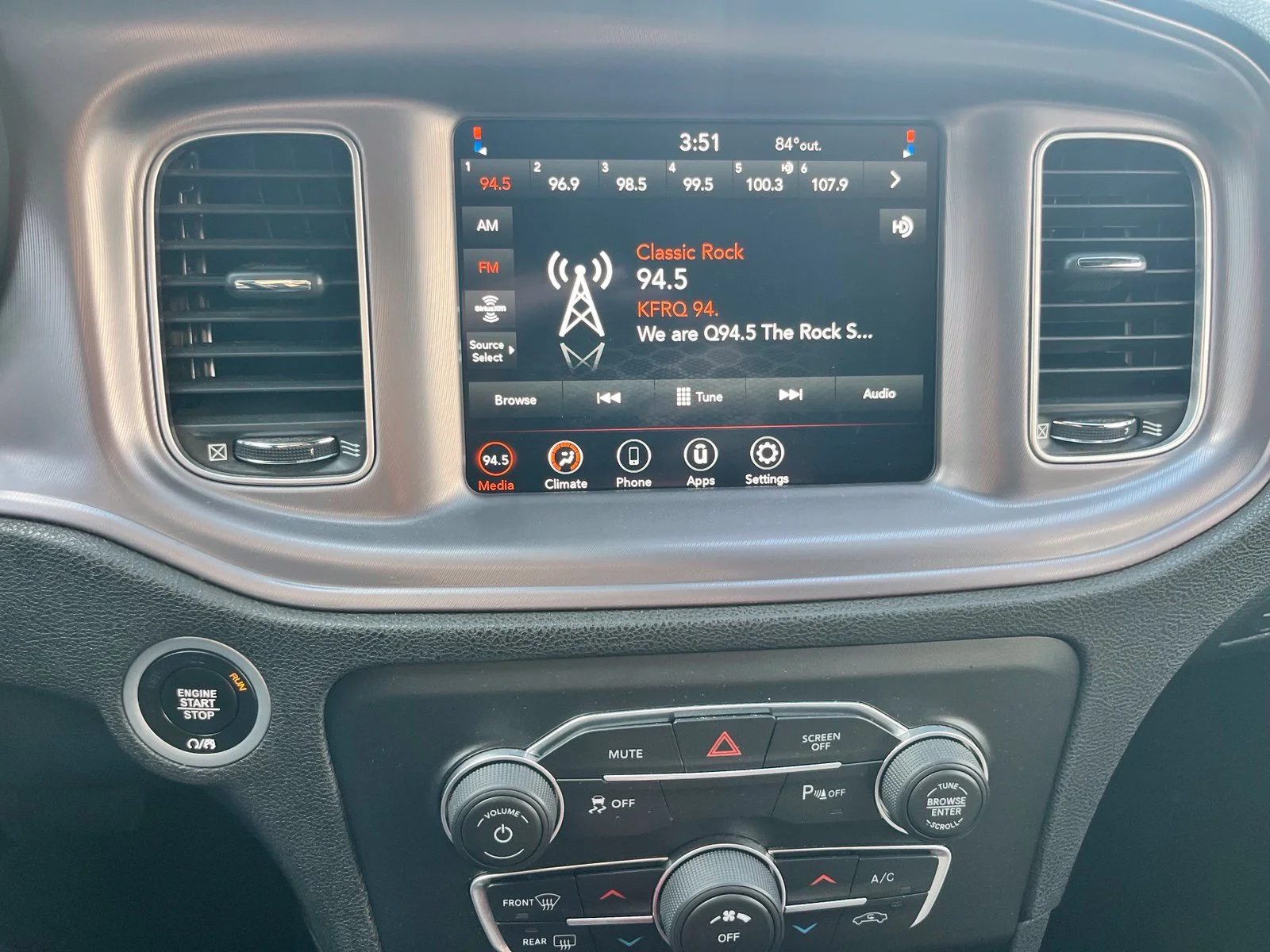 Used 2023 Red Dodge SXT image 12