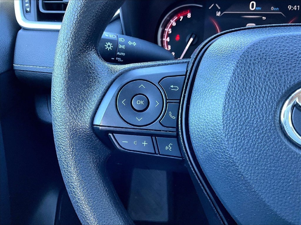 Used 2025 White Toyota XLE image 23