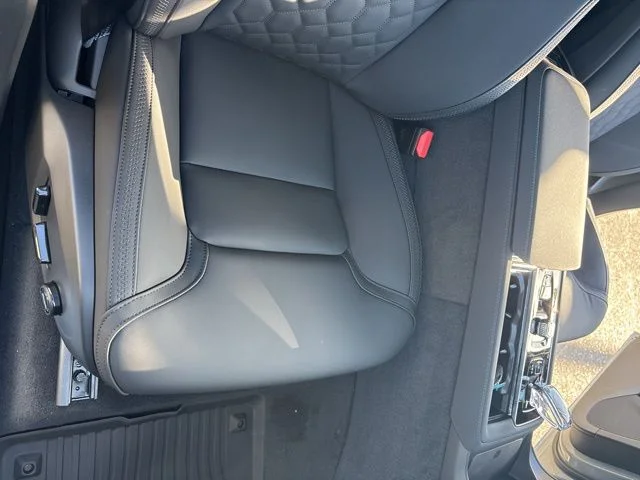 New 2026 Vapour Grey Volvo Plus image 44