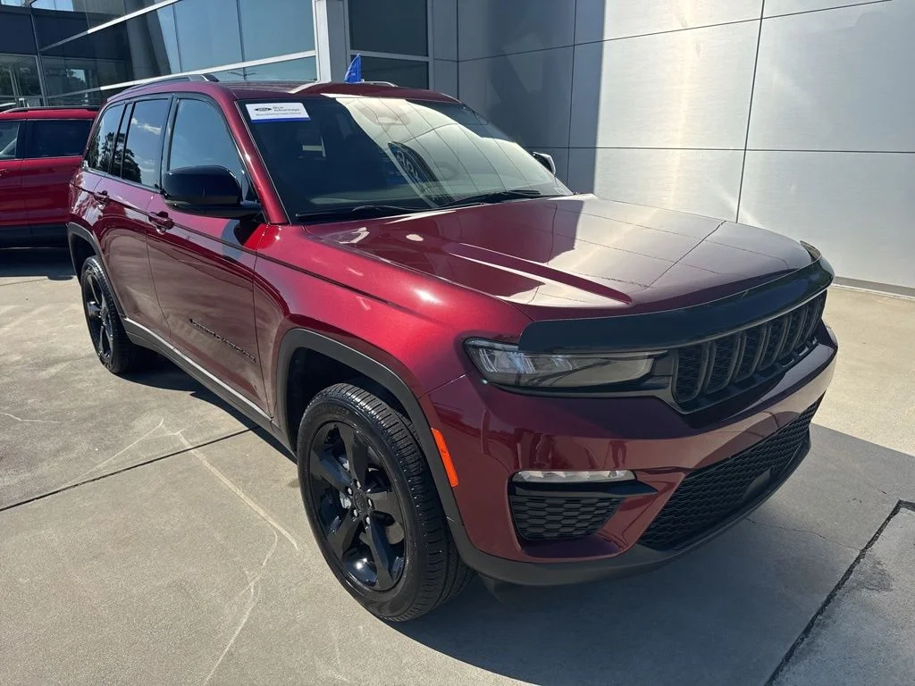 2025 Jeep Grand Cherokee Limited's photo