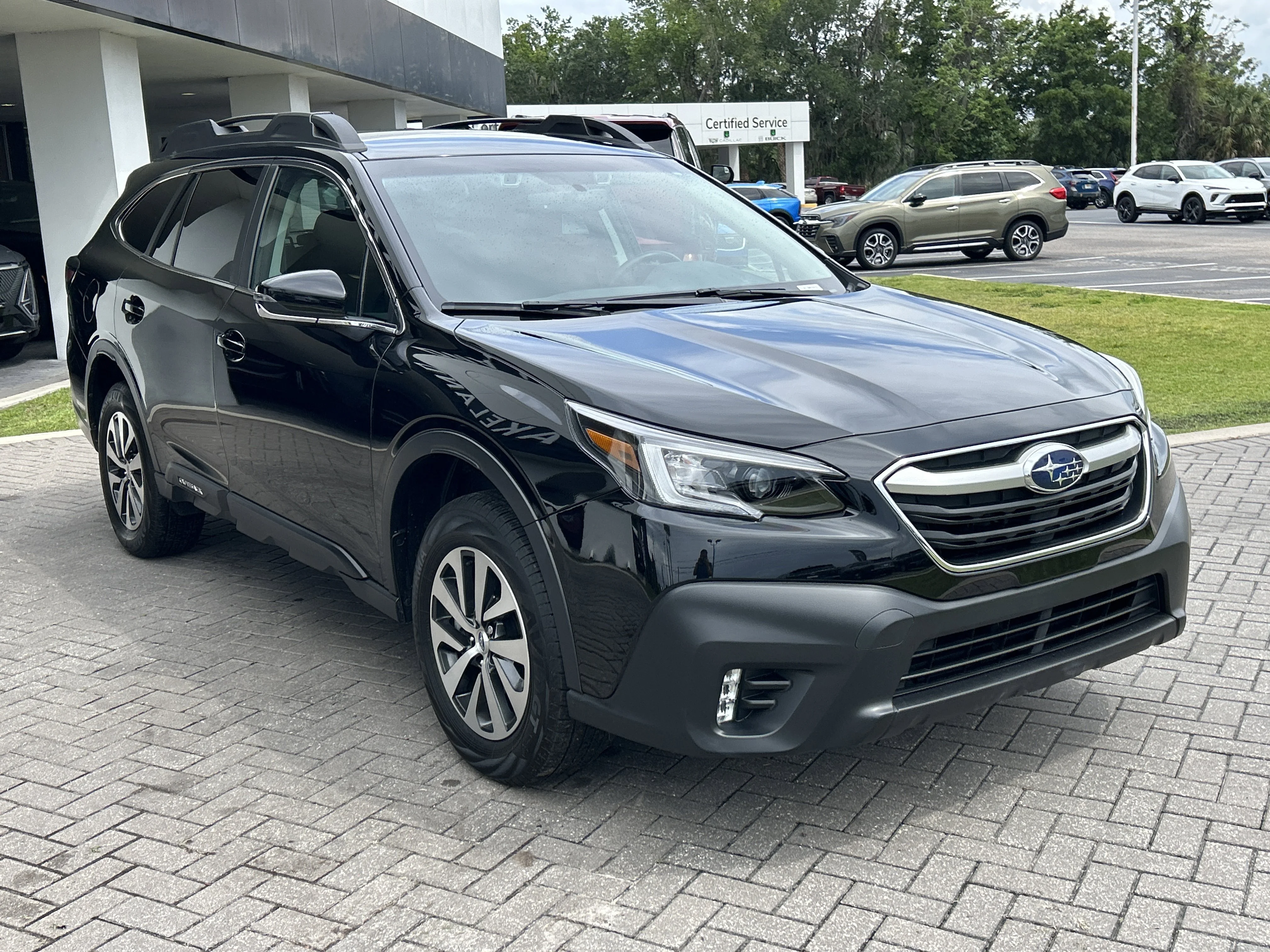 Used 2020 Crystal Black Silica Subaru Premium image 7