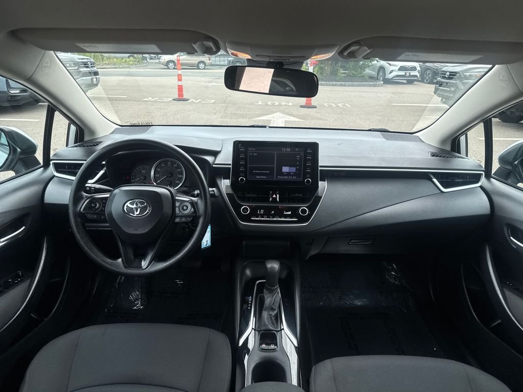 Used 2020 Silver Toyota LE image 10