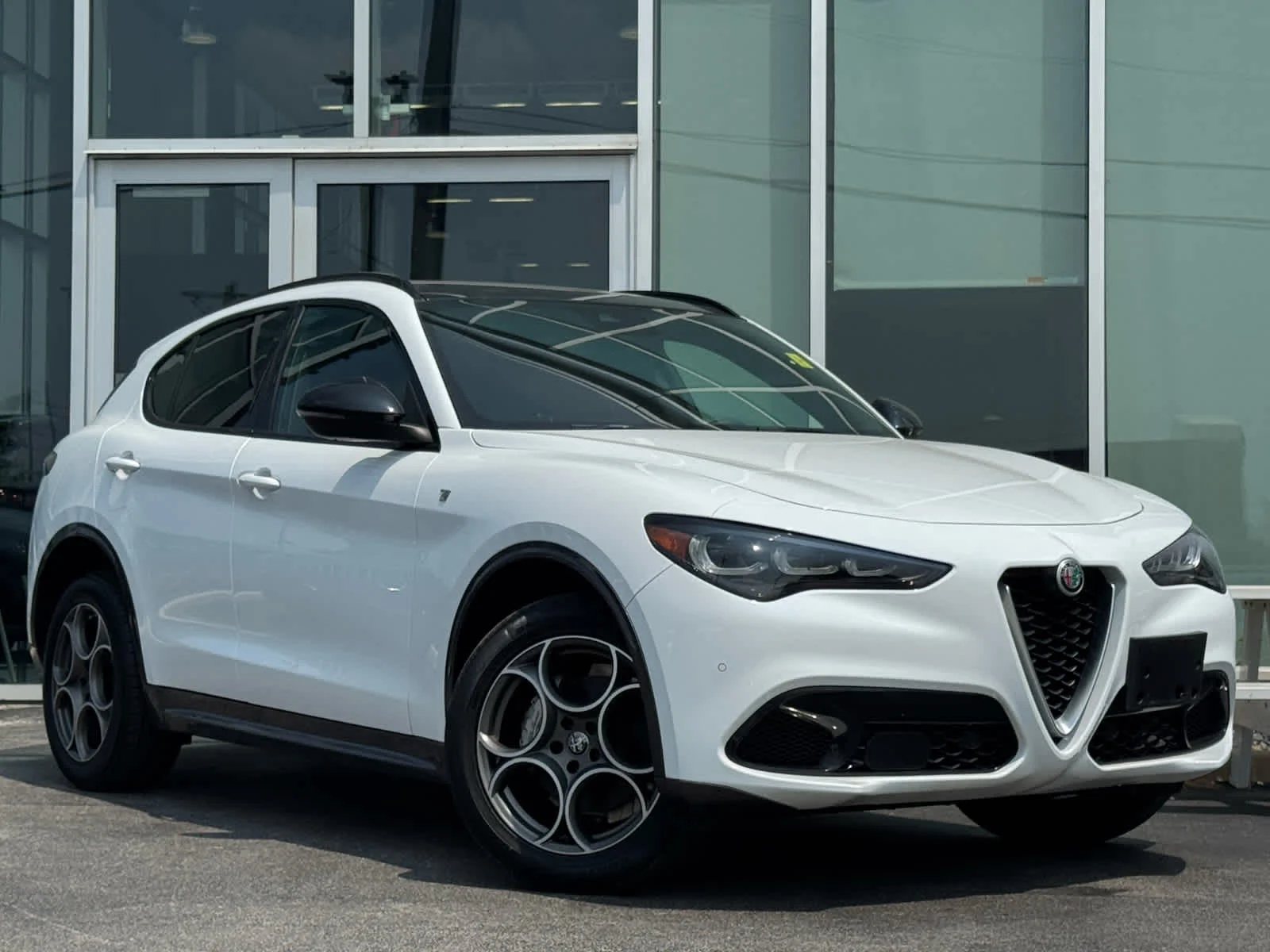 2024 Alfa Romeo Stelvio
