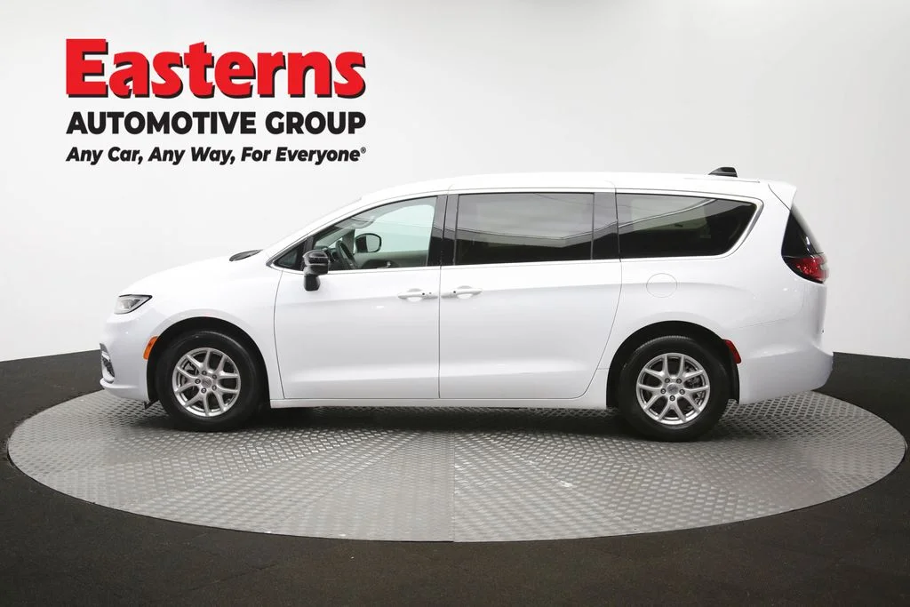 Used 2024 White Chrysler Touring L image 61