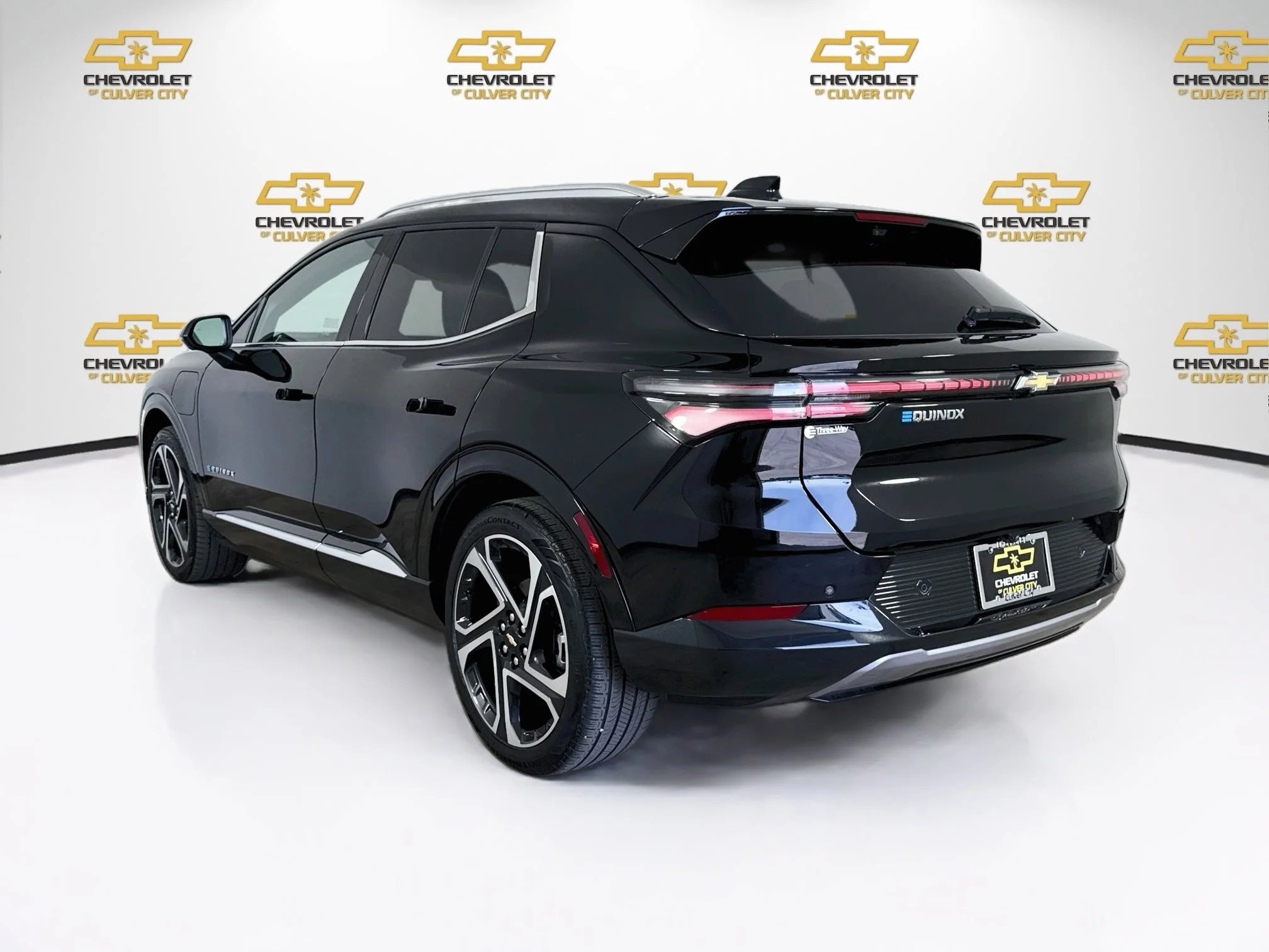 Used 2025 Black Chevrolet LT image 6