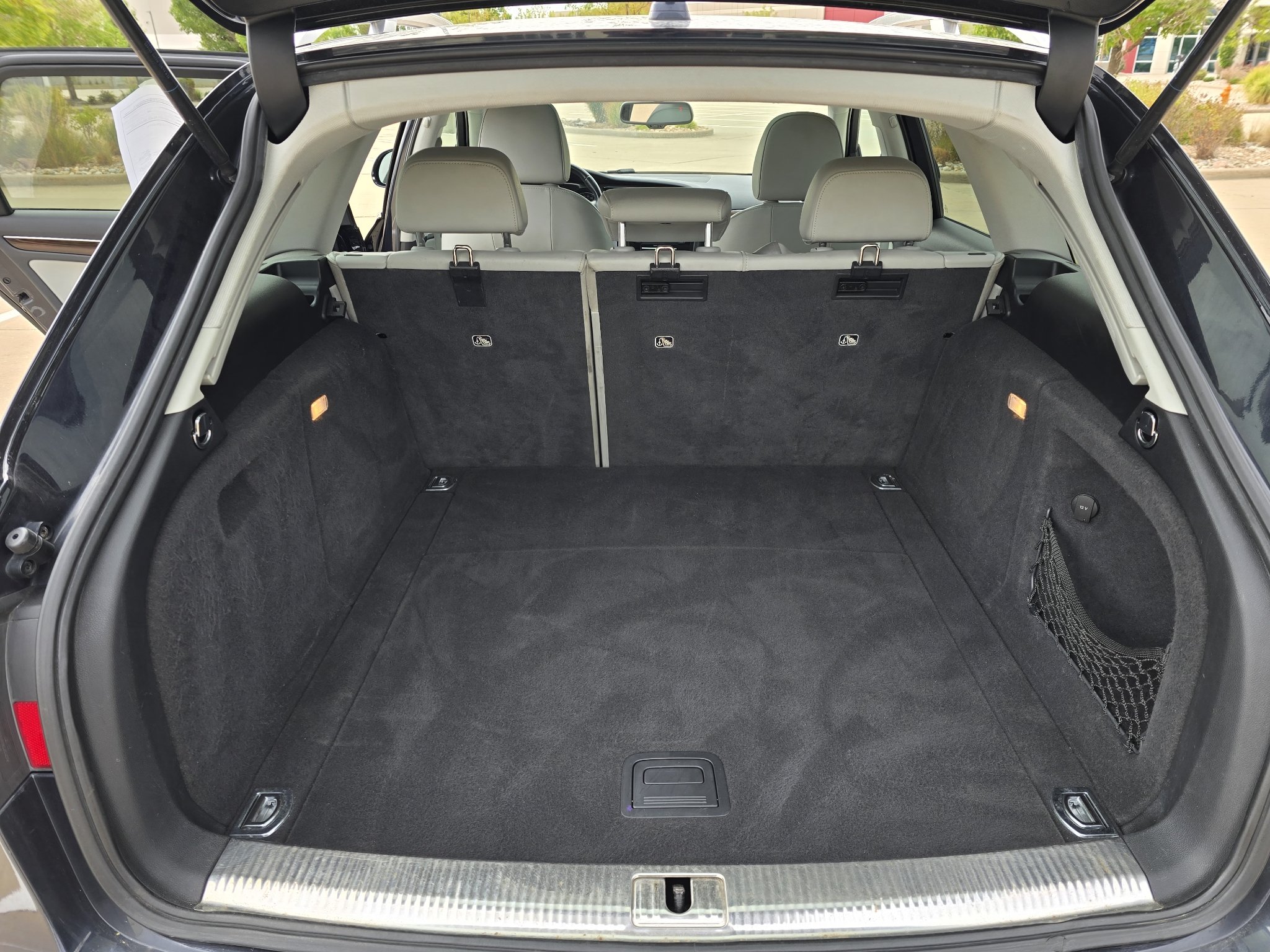 Used 2016 Moonlight Blue Metallic Audi Premium Plus image 30