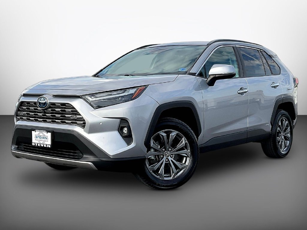 Used 2022 Silver Toyota Limited image 3