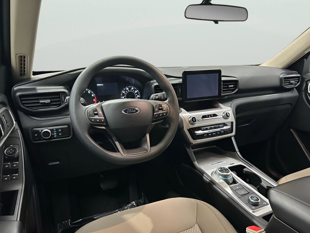 Used 2023 Black Ford Base image 16