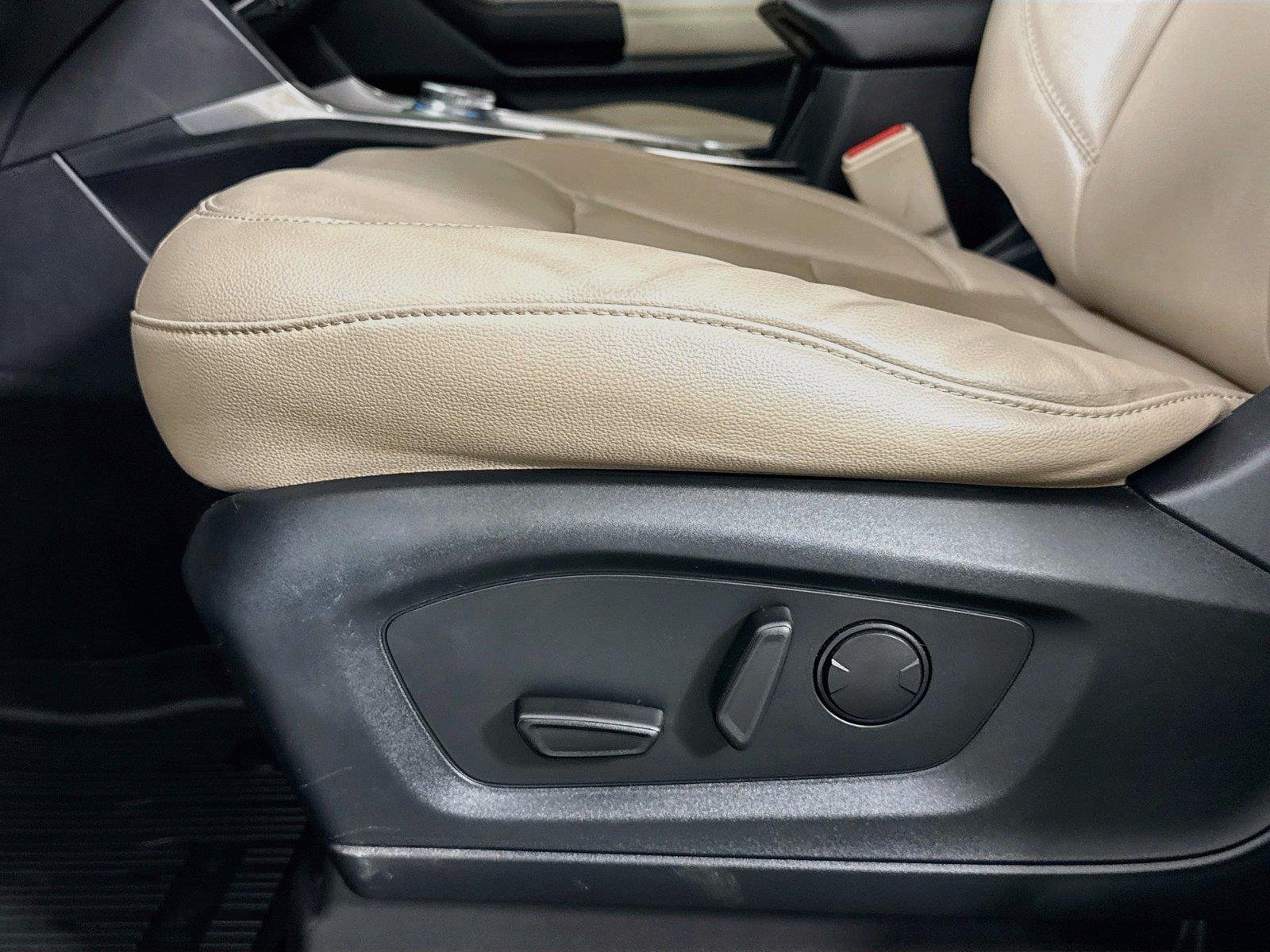 Used 2020 Star White Metallic Tri-Coat Ford XLT image 27