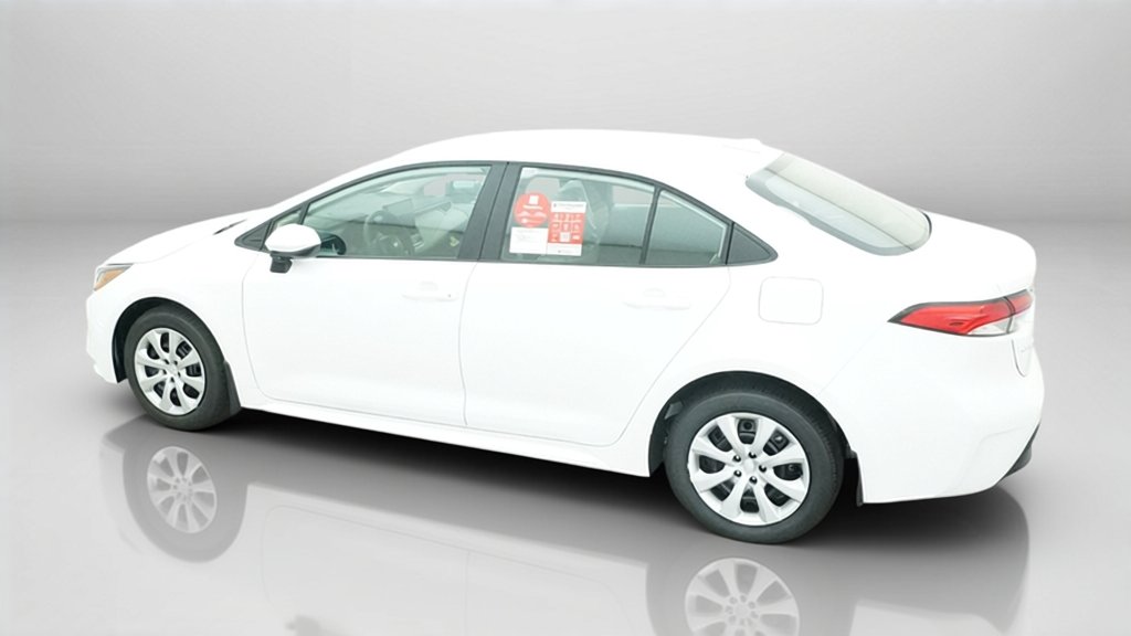 New 2027 Ice Cap Toyota LE image 15