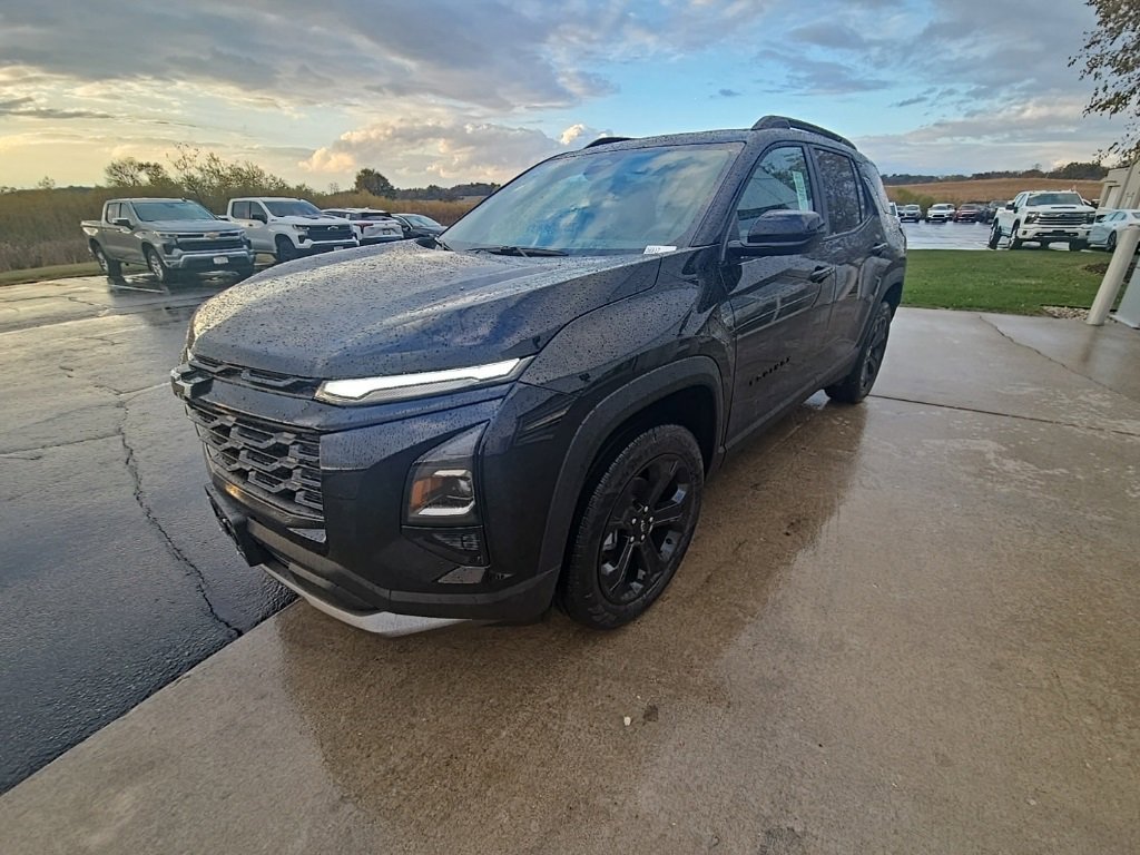 2026 Chevrolet Equinox photo 3