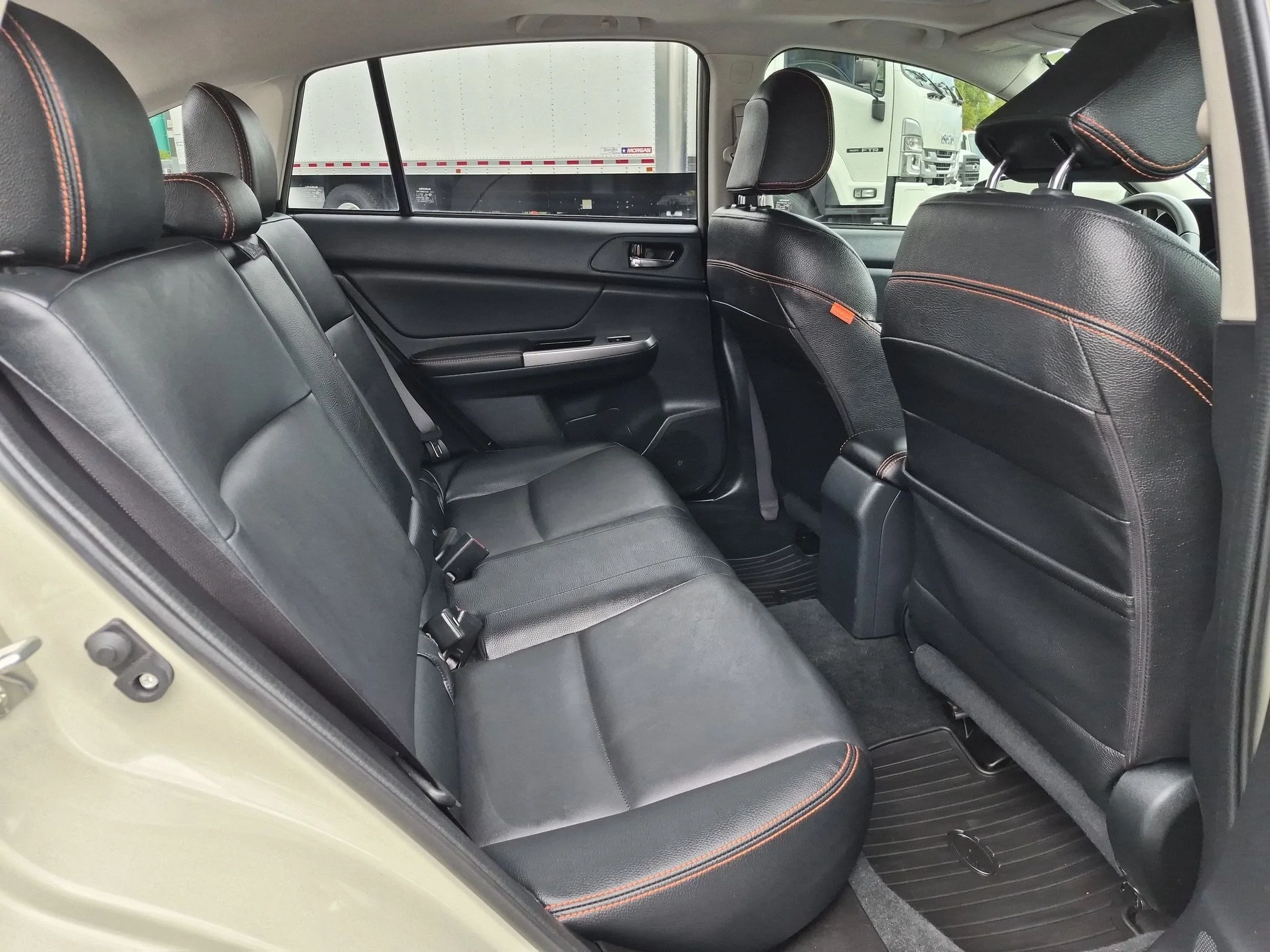 Used 2016 Desert Khaki Subaru Limited image 29